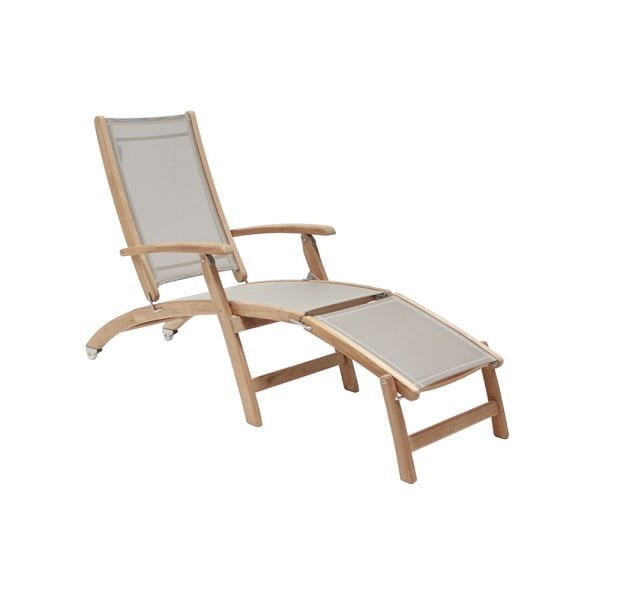 teak Steamer Chair with Classic Design and Enduring Comfort